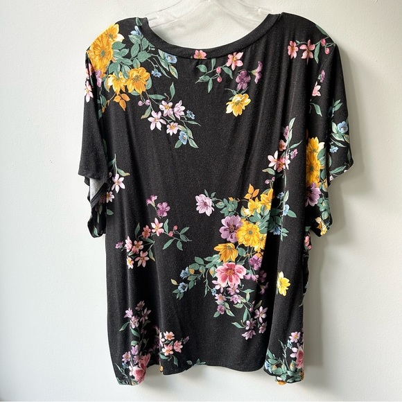 Torrid crop top super soft floral black - Picture 6 of 8